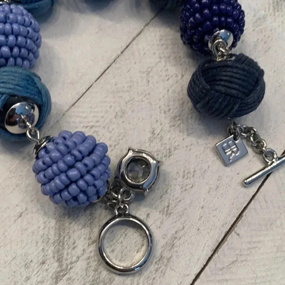 Mixed Blues  Earrings & Bracelet - Picture 2 of 4